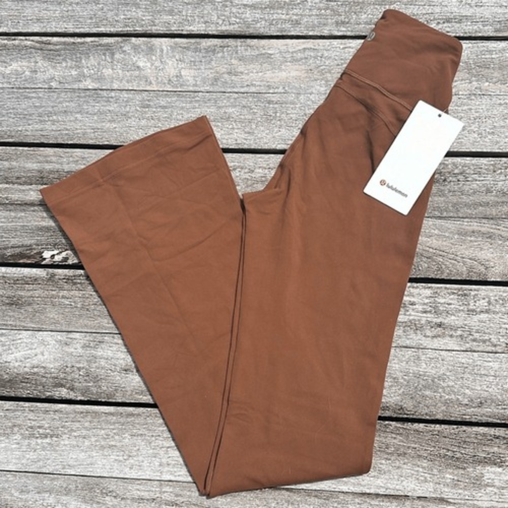 Lululemon Groove Pant Super High Rise‎ Flare pants Nulu size 4 NWT Roasted Brown
